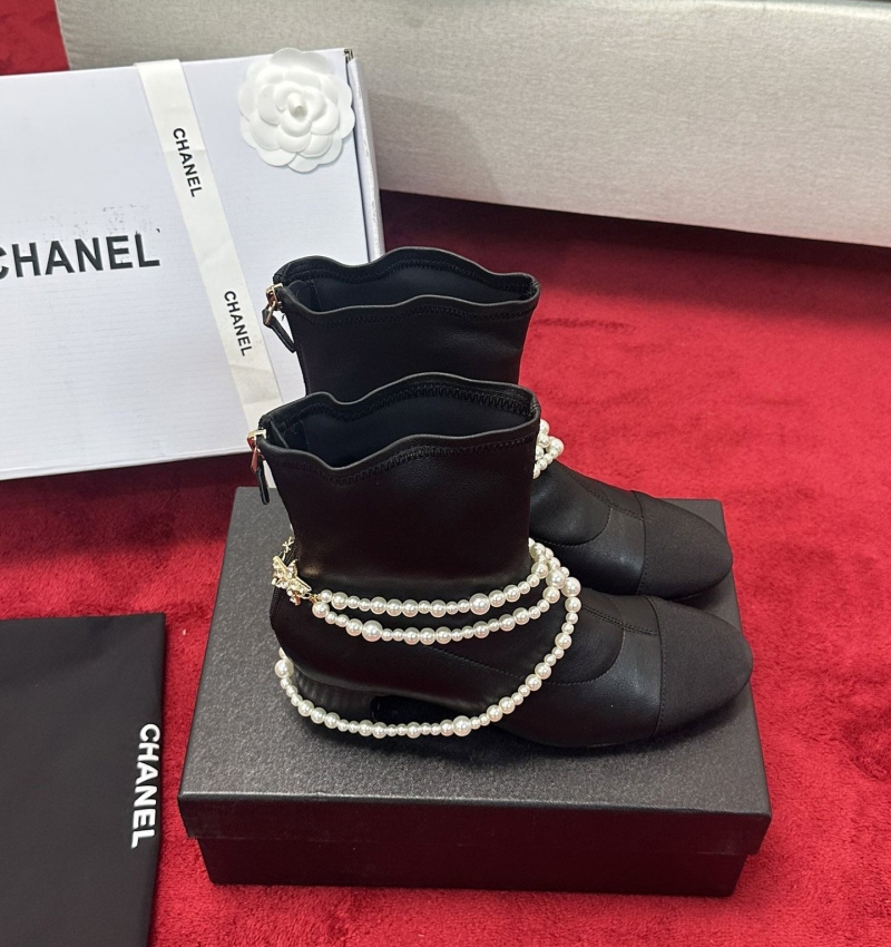 Ch*el boots